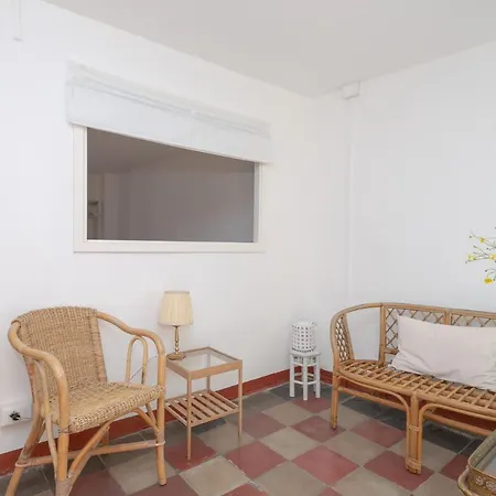 Apartment On The By Solutions